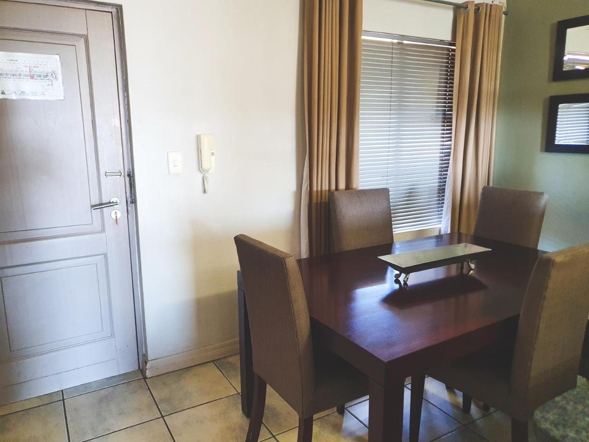 Westpoint Sandton Apartments 요하네스버그 외부 사진