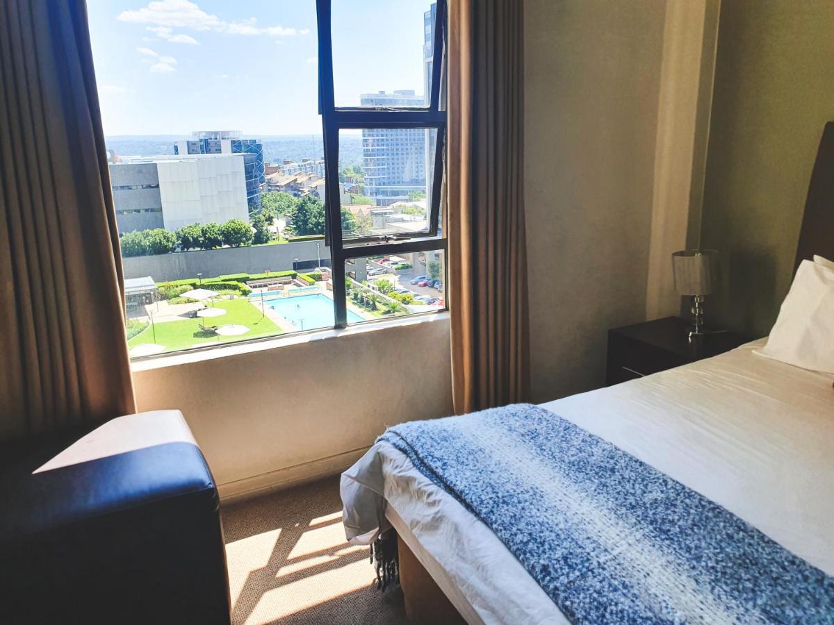 Westpoint Sandton Apartments 요하네스버그 외부 사진
