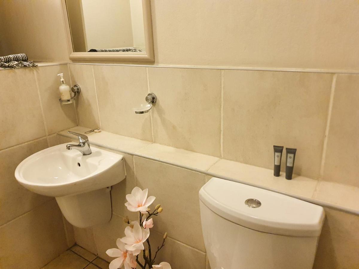 Westpoint Sandton Apartments 요하네스버그 외부 사진
